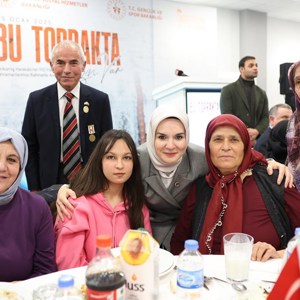 Aile ve Sosyal Hizmetler Bakanımız Göktaş Sarıkamış'ta şehit aileleri ve gazilerle bir araya geldi. - fotoğraf 1
