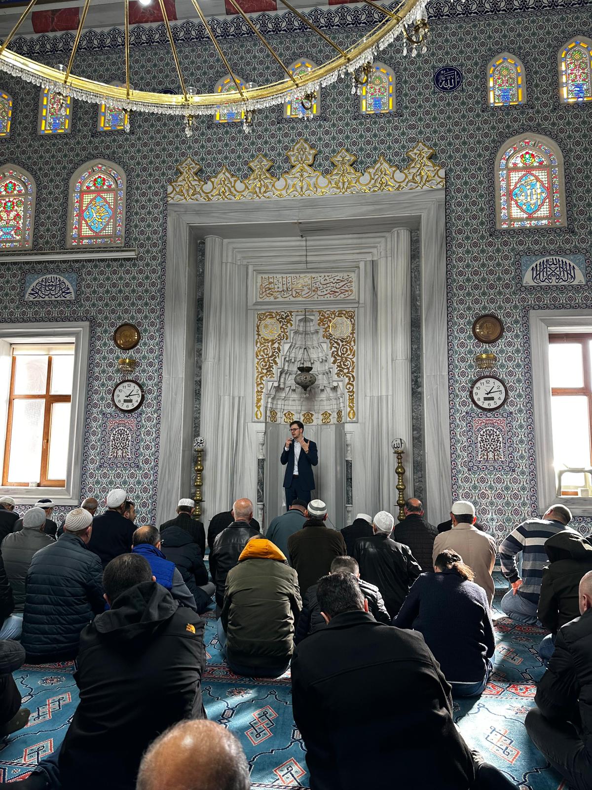 İl Müdürlüğümüze bağlı Sosyal Hizmet Merkezlerimiz tarafından ilimiz genelindeki camilerde cuma namazı öncesi koruyucu ve önceliyici hizmetlerimiz kapsamında seminerlerimiz devam etmektedir. 