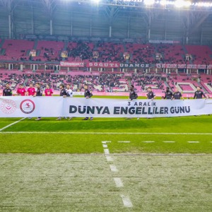 3 Aralık Engelliler Günü’nde Özel Çocuklarımız Maç Seremonisine Çıktı - fotoğraf 5