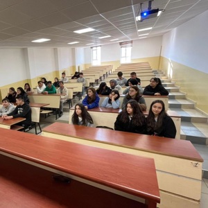 Gençlere Yönelik Kariyer Planlaması ve Üniversite Tanıtım Gezisi Düzenlendi - fotoğraf 10