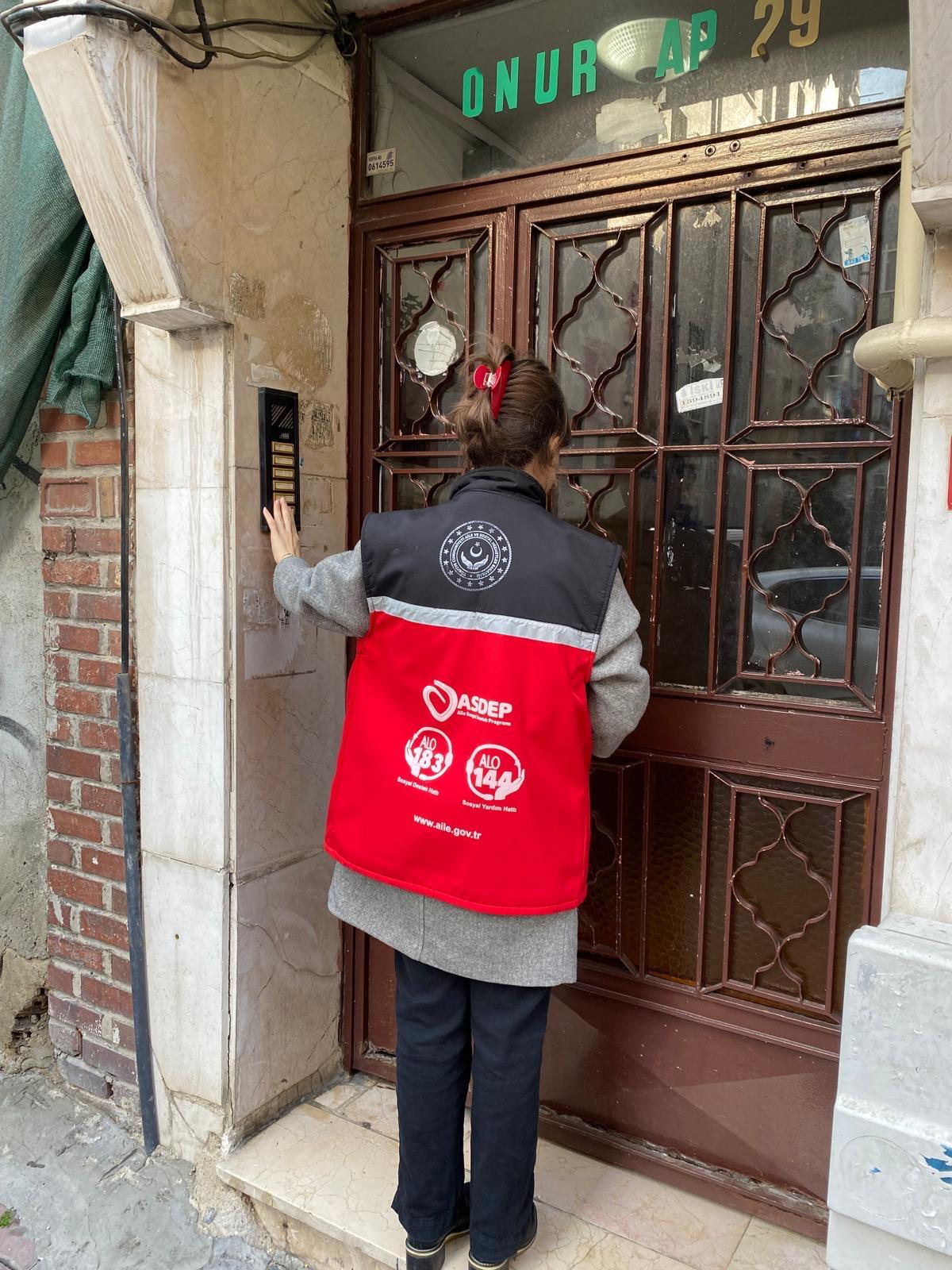 İl Müdürlüğümüze bağlı Sosyal Hizmet Merkezlerimiz tarafından İl genelinde Aile Sosyal Destek Programı (ASDEP) kapsamında ziyaretlerimiz devam ediyor. 