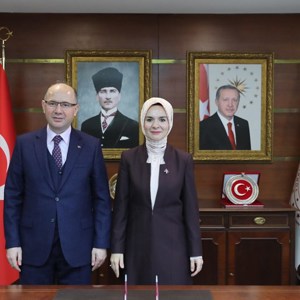 Aile ve Sosyal Hizmetler Bakanımız Göktaş: "Toplam 4,8 milyar lira evde bakım yardımını hesaplara yatırdık" - fotoğraf 3