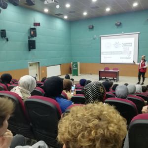 Üniversite Öğrencilerine Yönelik “Türkiye Bağımlılıklar ile Mücadele”  Eğitimi Programları Tamamlandı - fotoğraf 7