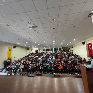 Üniversite Öğrencilerine Yönelik “Türkiye Bağımlılıklar ile Mücadele”  Eğitimi Programları Tamamlandı - fotoğraf 17