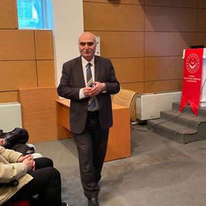 İl Müdürlüğümüz bünyesinde Anadolu ve Avrupa Yakasında görev yapan personelimize Yazar ve Eğitim Uzmanı Arif DEDE tarafından 'Protokol Kuralları ve Kurumsal İletişim' eğitimi verilmiştir. - fotoğraf 3