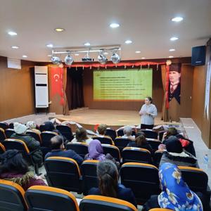 İl Müdürlüğümüze Bağlı Sosyal Hizmet Merkezlerimiz Tarafından İlimiz Genelindeki Okullarda Düzenlediğimiz Eğitimlerimiz Düzenli Olarak Devam Ediyor. - fotoğraf 1