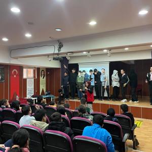 İl Müdürlüğümüze Bağlı Sosyal Hizmet Merkezlerimiz Tarafından İlimiz Genelindeki Okullarda Düzenlediğimiz Eğitimlerimiz Düzenli Olarak Devam Ediyor. - fotoğraf 2