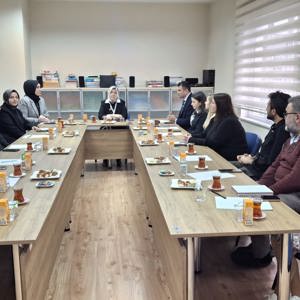 Koruyucu Aile ve Evlat Edinme Birimi ile 2024 yılının genel değerlendirilmesi ve 2025 yılında yapılacak çalışmalar hakkında toplantı yapılmıştır. - fotoğraf 1