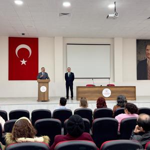 “Türkiye’de Koruyucu Aile Sisteminin Güçlendirilmesi” Projesi Kapsamında Toplantı Düzenlendi - fotoğraf 1