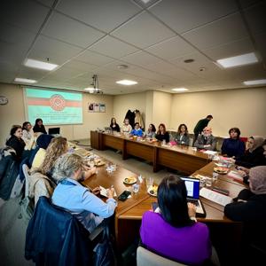 İstanbul Aile ve Sosyal Hizmetler İl Müdürlüğümüz ev sahipliğinde ilimizdeki üniversitelerin temsilcileri ile “Kadına Yönelik Şiddetle Mücadele“ toplantısı gerçekleştirildi. - fotoğraf 5