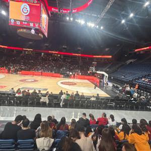 Galatasaray-Mersin Kadın Basketbol karşılaşmasını Çocuk Hizmetlerimiz bünyesindeki 2 yatılı kuruluştan 28 çocuğumuz maçı ön sıralardan izleyerek eğlenceli vakit geçirmişlerdir. - fotoğraf 4