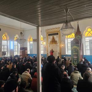 Sosyal Hizmet Merkezlerimiz tarafından ilimiz genelindeki camilerde cuma namazı öncesi koruyucu ve önceliyici hizmetlerimiz kapsamında farkındalık eğitimlerimiz devam ediyor. - fotoğraf 2