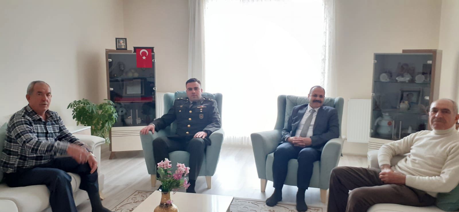 Şehidimizin Emanetine Ziyaret: Atay Amcamıza Umre Tebriği - fotoğraf 2