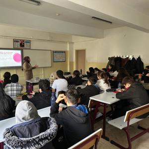 İl Müdürlüğümüze Bağlı Sosyal Hizmet Merkezlerimiz Tarafından İlimiz Genelindeki Okullarda Düzenlediğimiz Eğitimlerimiz Düzenli Olarak Devam Ediyor. - fotoğraf 3