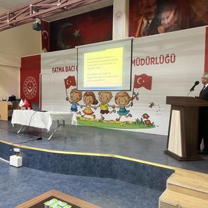 Protokol ve Nezaket Kuralları Eğitimi Verildi. - fotoğraf 1