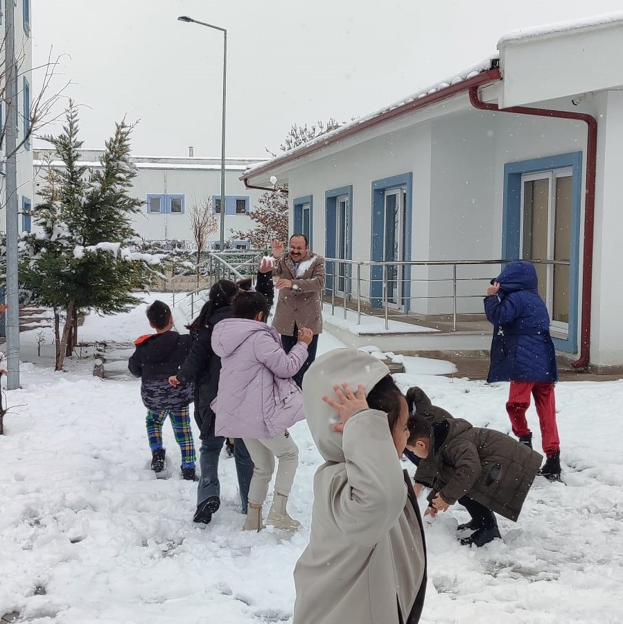 ❄️Bugün Kurumlarımızda Kartopu Savaşı Günüydü! - fotoğraf 3