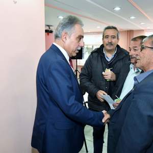 Valimiz Sayın Cüneyit Orhan TOPRAK Dr. İsmail Işık Huzurevi Yaşlı Bakım ve Rehabilitasyon Merkezimizi Ziyaret Etti - fotoğraf 2