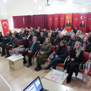 2025 Aile Yılı Kapsamında Muhtarlara Koruyucu Aile ve Kadına Yönelik Şiddetle Mücadele Eğitimi Verildi. - fotoğraf 2