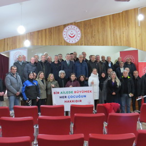 2025 Aile Yılı Kapsamında Muhtarlara Koruyucu Aile ve Kadına Yönelik Şiddetle Mücadele Eğitimi Verildi. - fotoğraf 7