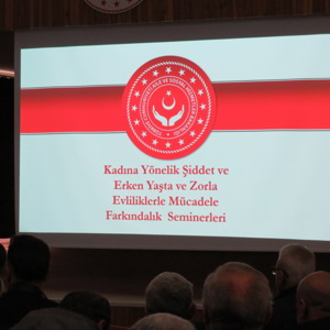 2025 Aile Yılı Kapsamında Muhtarlara Koruyucu Aile ve Kadına Yönelik Şiddetle Mücadele Eğitimi Verildi. - fotoğraf 8