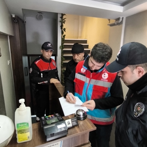Bakanlığın genelgesi kapsamında kimsesizlere sıcak yuva sağlanıyor - fotoğraf 2