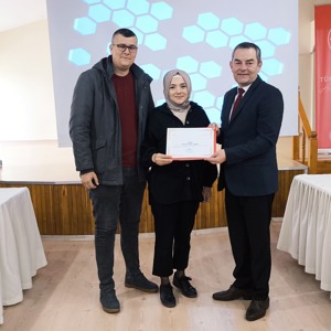 2025 Aile Yılı Etkinlikleri Kapsamında Koruyucu Aileler ve Evlat Edinme Ailelerine Eğitim Verildi.  - fotoğraf 7
