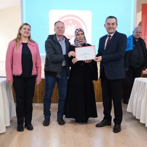 2025 Aile Yılı Etkinlikleri Kapsamında Koruyucu Aileler ve Evlat Edinme Ailelerine Eğitim Verildi.  - fotoğraf 18