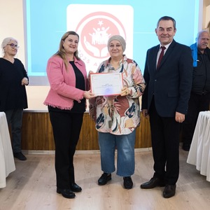 2025 Aile Yılı Etkinlikleri Kapsamında Koruyucu Aileler ve Evlat Edinme Ailelerine Eğitim Verildi.  - fotoğraf 22