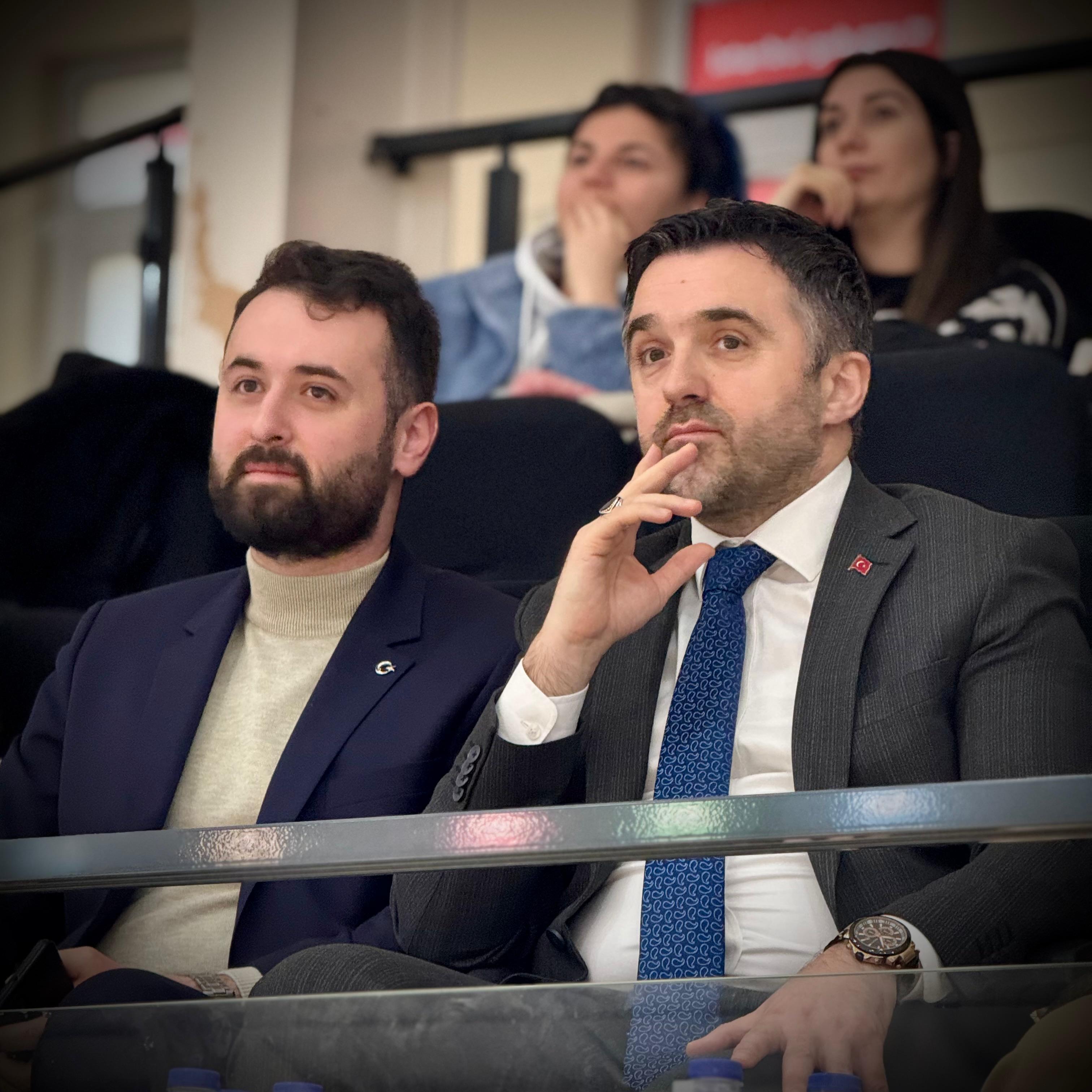 2025 Aile Yılı Personeller arası Voleybol turnuvasına 33 takım 396 personel ile final maçı ve kupa töreni İl Müdürümüz Sn. Ömer TURAN 'ın katılımıyla gerçekleştirilmiştir. 