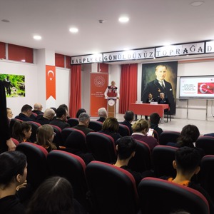 Şehit Göktan Özüpek Mesleki ve Teknik Anadolu Lisesinde "Vatan ve Kahramanlık Buluşması" Gerçekleştirildi. - fotoğraf 3