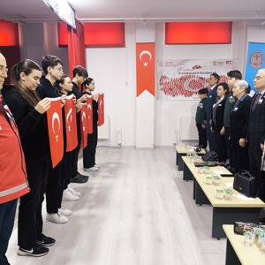 Şehit Göktan Özüpek Mesleki ve Teknik Anadolu Lisesinde "Vatan ve Kahramanlık Buluşması" Gerçekleştirildi. - fotoğraf 2