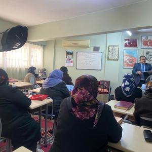 2025 "Aile Yılı" Etkinlikleri Kapsamında ilimiz Tevfikiye Kuran Kursunda annelere ” Tütün ve Madde Bağımlılığı “ konuların da eğitim verildi. - fotoğraf 4