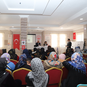 2025 AİLE YILI ETKİNLİKLERİ KAPSAMINDA DÜZENLEDİĞİMİZ ‘BAĞIMLILIKLA MÜCADELE’ KONULU SÖYLEŞİ - fotoğraf 4