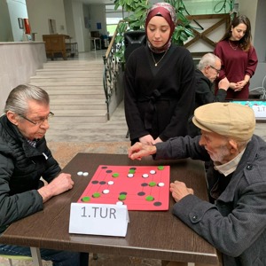 Yaş Alan Büyüklerimiz Dokuztaş Turnuvasında Buluştu - fotoğraf 3