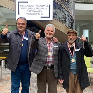 Yaş Alan Büyüklerimiz Dokuztaş Turnuvasında Buluştu - fotoğraf 9