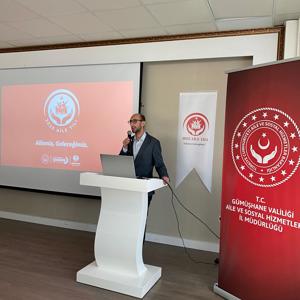 Türkiye Aile Yılı Söyleşileri” kapsamında söyleşi gerçekleştirildi! - fotoğraf 2