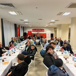 Nun Okullarından gelen değerli gençlerimizi Huzurevlerimizdeki kıymetli büyüklerimizle iftar programında bir araya getirdik.  - fotoğraf 2
