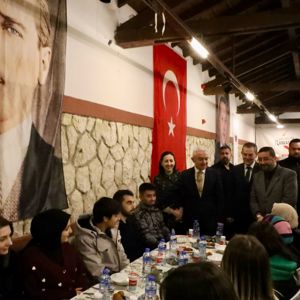 2025 Aile Yılı Kapsamında Huzurevimizden Hizmet Almakta Olan Kıymetli Büyüklerimiz İle Birlikte İftar Yaptık. - fotoğraf 3