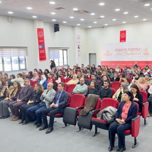 8 Mart Dünya Kadınlar günü münasebetiyle “Aile Yılı” söyleşisi düzenlendi. - fotoğraf 11