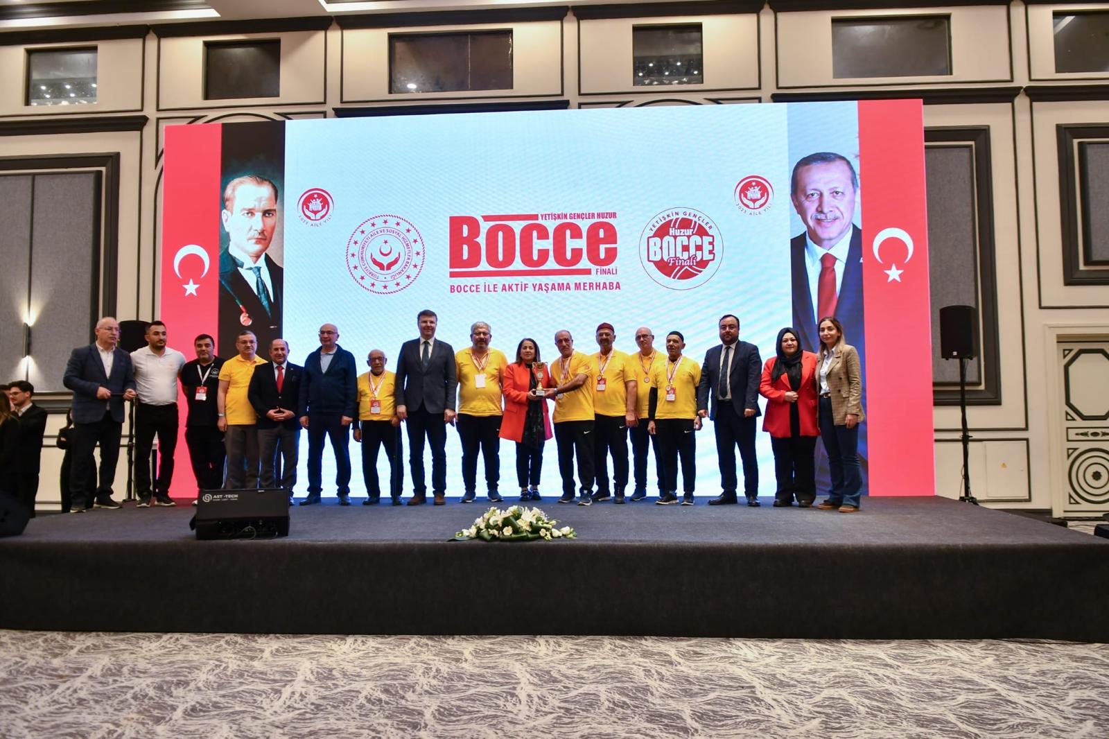 🏆Aile Yılında Bileklerinin Gücüyle Yetişkin Gençlerimiz Aksaray’ı Zirveye Taşıdı!