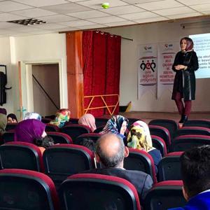 Genç İlçesinde Aile Eğitim Programlari Kapsamında “Okul-Aile İşbirliği” Seminerleri Devam Ediyor - fotoğraf 2