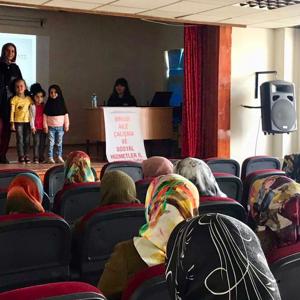 Genç İlçesinde Aile Eğitim Programlari Kapsamında “Okul-Aile İşbirliği” Seminerleri Devam Ediyor - fotoğraf 1