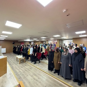  ''Güçlü  Kadınlar, Güçlü  Yarınlar'' mottosuyla  '' Kadın  İstihdamı'' konulu  söyleşi düzenlendi. - fotoğraf 2