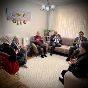 İl Müdürümüz Sn. Ömer TURAN, Şehit Yakınlarımızı ve Gazilerimizi düzenli olarak hanelerinde ziyaret etmeye devam etmektedir.  - fotoğraf 4