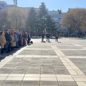 8 Mart Dünya Kadınlar Günü Çelenk Sunma Töreni gerçekleştirildi. - fotoğraf 2