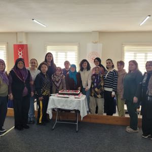 8 Mart Dünya Kadınlar Günü Münasebetiyle Kırklareli Huzurevinde Kutlama Programı Düzenlendi. - fotoğraf 1