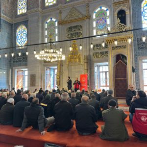 2025 Aile Yılı kapsamında “Ailemiz Geleceğimiz” konu başlığında eş zamanlı olarak “Madde Bağımlılığı ve Babanın Aile İçindeki Önemi” konulu seminer ile gerçekleştirilmiştir. - fotoğraf 1