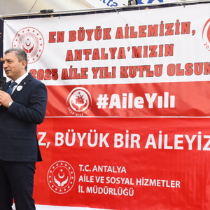 8 Mart Dünya Kadınlar Günü Sergi Açılışını Valimiz Hulusi ŞAHİN gerçekleştirdi. - fotoğraf 6