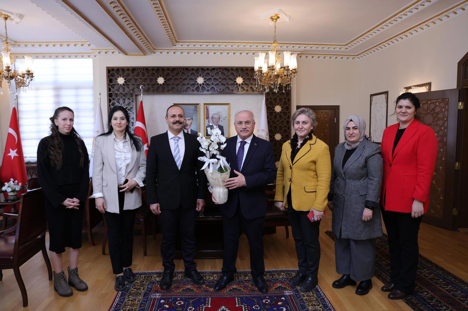 8 MART DÜNYA KADINLAR GÜNÜ'NÜ KUTLADIK - fotoğraf 5