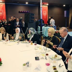 8 Mart Dünya Kadınlar Gününde Cumhurbaşkanımız Sn. Recep Tayyip Erdoğan, eşi Sayın Emine Erdoğan hanımefendi ve Bakanımız Sayın Mahinur Özdemir Göktaş katılımlarıyla gerçekleştirilmiştir - fotoğraf 1